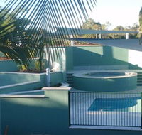 McNevins Logan Park Motel - QLD Tourism