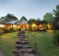 Mt Glorious Getaway Cottages and Conference Centre - QLD Tourism