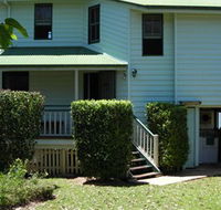 Lamb Island Holiday Cottage - QLD Tourism