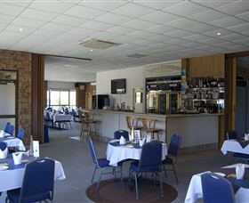 BEST WESTERN Bass And Flinders Motor Inn - QLD Tourism 1