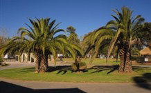 Curlwaa Caravan Park - Queensland Tourism 2