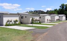 Fossickers Tourist Park - Queensland Tourism 0