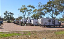 Lightning Ridge Outback Resort And Caravan Park - QLD Tourism 1