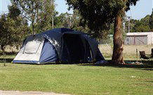 Moulamein Lakeside Caravan Park - Queensland Tourism 4