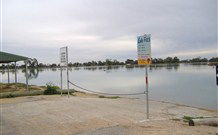 Moulamein Lakeside Caravan Park - Queensland Tourism 6