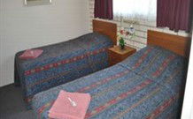 Bridge Motel - QLD Tourism 0