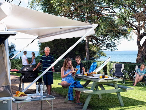 Huskisson Beach Holiday Park - QLD Tourism 4