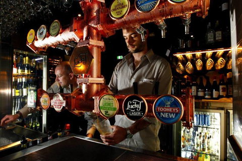The Lucky Hotel - QLD Tourism 19
