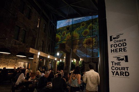 The Lucky Hotel - QLD Tourism 20