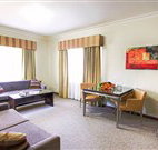Governor Macquarie Motor Inn - Bathurst - QLD Tourism