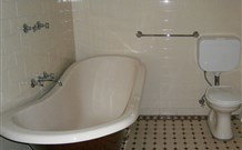 Historic Hydro Motor Inn - Leeton - QLD Tourism 0