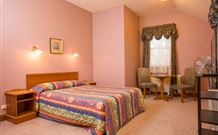 La Maison Boutique Hotel - QLD Tourism 0