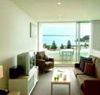 Oaks Lure - Nelson Bay - QLD Tourism