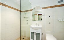 Quality Hotel NOAHS On The Beach - Newcastle - QLD Tourism 5