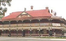 The New Coolamon Hotel - Coolamon - Queensland Tourism 0