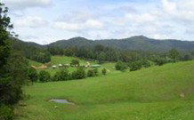 Oakleigh Farm Cottages - Queensland Tourism 1