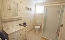 Curlew Cottage Bed And Breakfast - Queensland Tourism 1