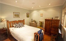 Curlew Cottage Bed And Breakfast - Queensland Tourism 4