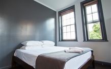 Crown And Anchor Hotel - QLD Tourism 0