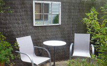 Cockatoo Cottage Pooncarie - QLD Tourism 5