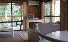 Eco Huts - Jervis Bay Getaways - QLD Tourism 3