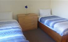 Honeysuckle Cottage - Queensland Tourism 0