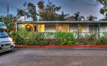 Hunter Hideaway Cottages - Queensland Tourism 0