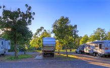 Hunter Hideaway Cottages - Queensland Tourism 4