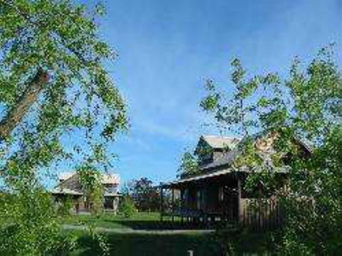 Jindyandy Cottages - QLD Tourism 2