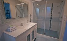 Sussex Inlet Holiday Centre - QLD Tourism 6