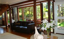 Waterfront Cottages - QLD Tourism 6