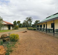 Kings Canyon Holiday Park - QLD Tourism