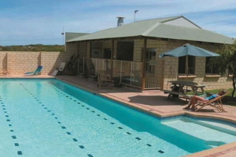 Lancelin YHA - QLD Tourism 0