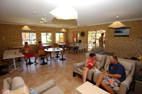 Lancelin YHA - QLD Tourism 7