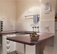 Hi-Way Units Motel - QLD Tourism