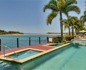 The Duporth Riverside - QLD Tourism 2