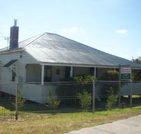 Dillons Cottage - QLD Tourism