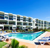 Beachside Magnetic Harbour Apartments - QLD Tourism