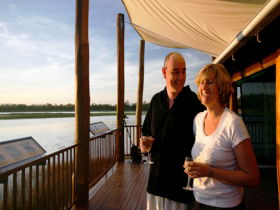 Jabiru Safari Lodge At Mareeba Wetlands - QLD Tourism 0