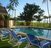Coral Towers Holiday Suites - Queensland Tourism