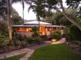 Port Douglas Valley Retreat - QLD Tourism 0
