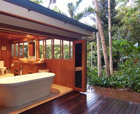 Port Douglas Valley Retreat - QLD Tourism 2