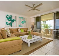 Lagoon 102 - The Beach Shack - QLD Tourism