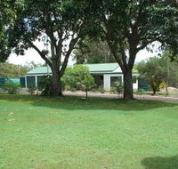 Bungadoo Country Cottage - QLD Tourism
