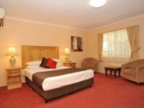 McNevins Maryborough Motel - QLD Tourism 0