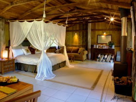 Bamboo Retreat - Queensland Tourism 0