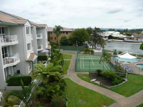 Pelican Cove Apartments - QLD Tourism 1