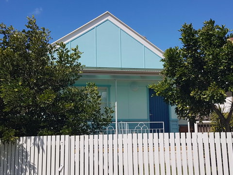 Sea Cottage - QLD Tourism 8