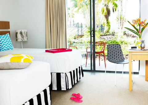 QT Port Douglas - QLD Tourism 1