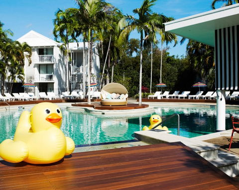 QT Port Douglas - QLD Tourism 4